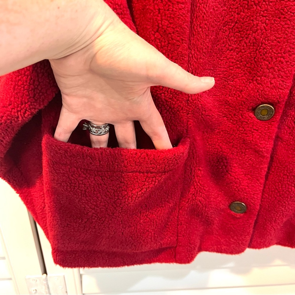 NILS Red Jacket - Picture 5 of 10
